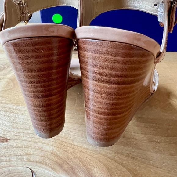 STUART WEITZMAN NEXTWEDGE ADOBE ANILINE SANDAL 9 LEATHER ADJ STRAP SUMMER CHIC - Picture 7 of 11